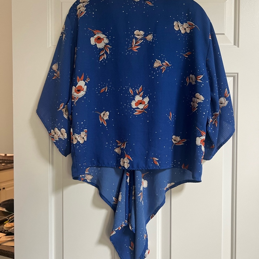 Love Stitch Floral Blue Blouse - M - Picture 4 of 7